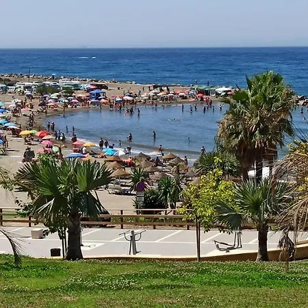 Junto A La Playa Del Cristo Cerca Del Puerto Apartment Estepona