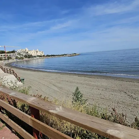 Junto A La Playa Del Cristo Cerca Del Puerto Apartment Estepona