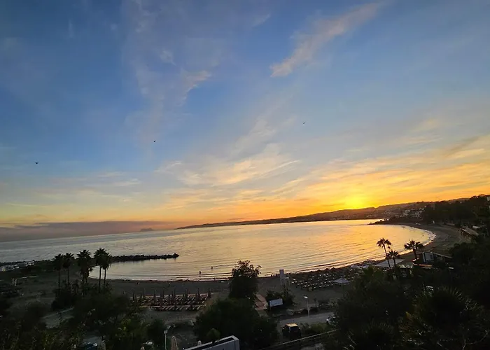 Apto Junto La Playa El Cristo Cerca De Puerto דירה