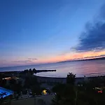 Apto Junto La Playa El Cristo Cerca De Puerto