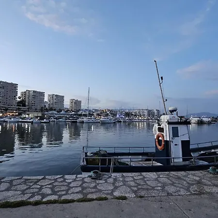 Διαμέρισμα Apto Junto A La Playa Del Cristo,cerca Del Puerto Εστεπόνα
