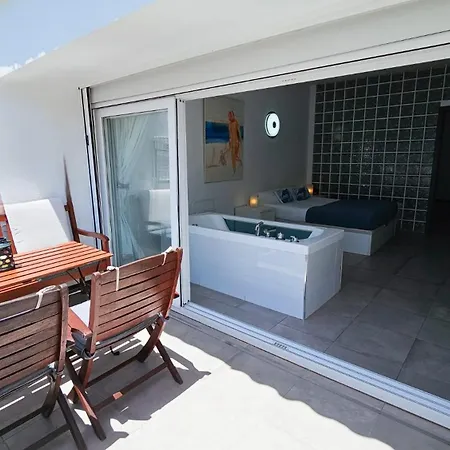 Junto A La Playa Del Cristo,Terraza,Puerto A 3Min Estepona