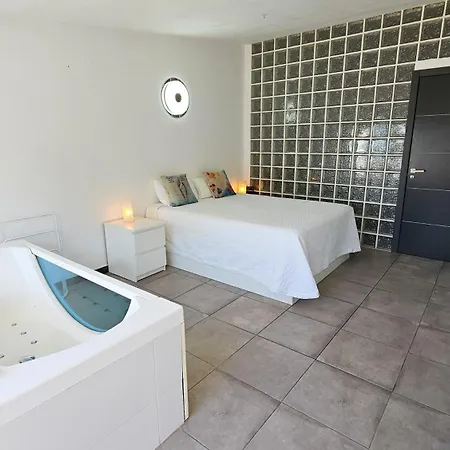 Apartman Apto Junto La Playa El Cristo Cerca De Puerto Estepona