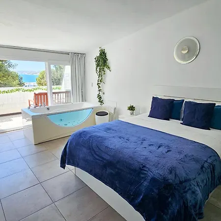 A Pasos De La Playa Del Cristo Y Puerto Lejlighed Estepona