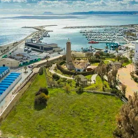 Junto A La Playa Del Cristo,cerca Del Puerto Apartamento *