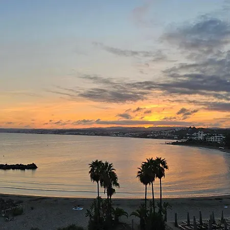 Apartamento Junto A La Playa Del Cristo,cerca Del Puerto *