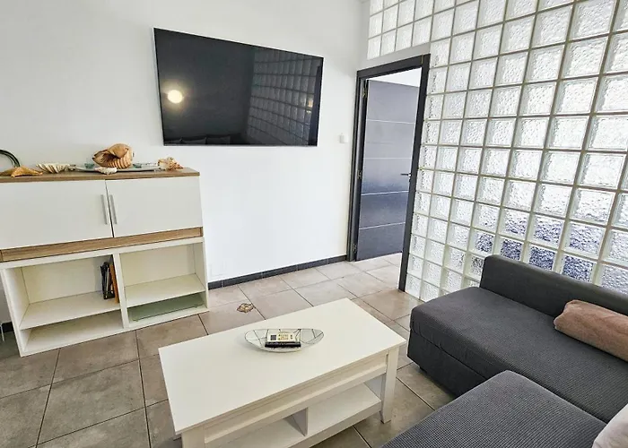 Apto Junto La Playa El Cristo Cerca De Puerto * Estepona